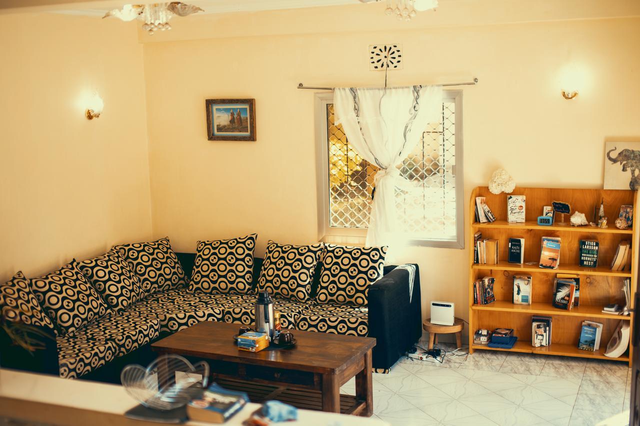 Wakawaka Hostel Аруша Екстериор снимка
