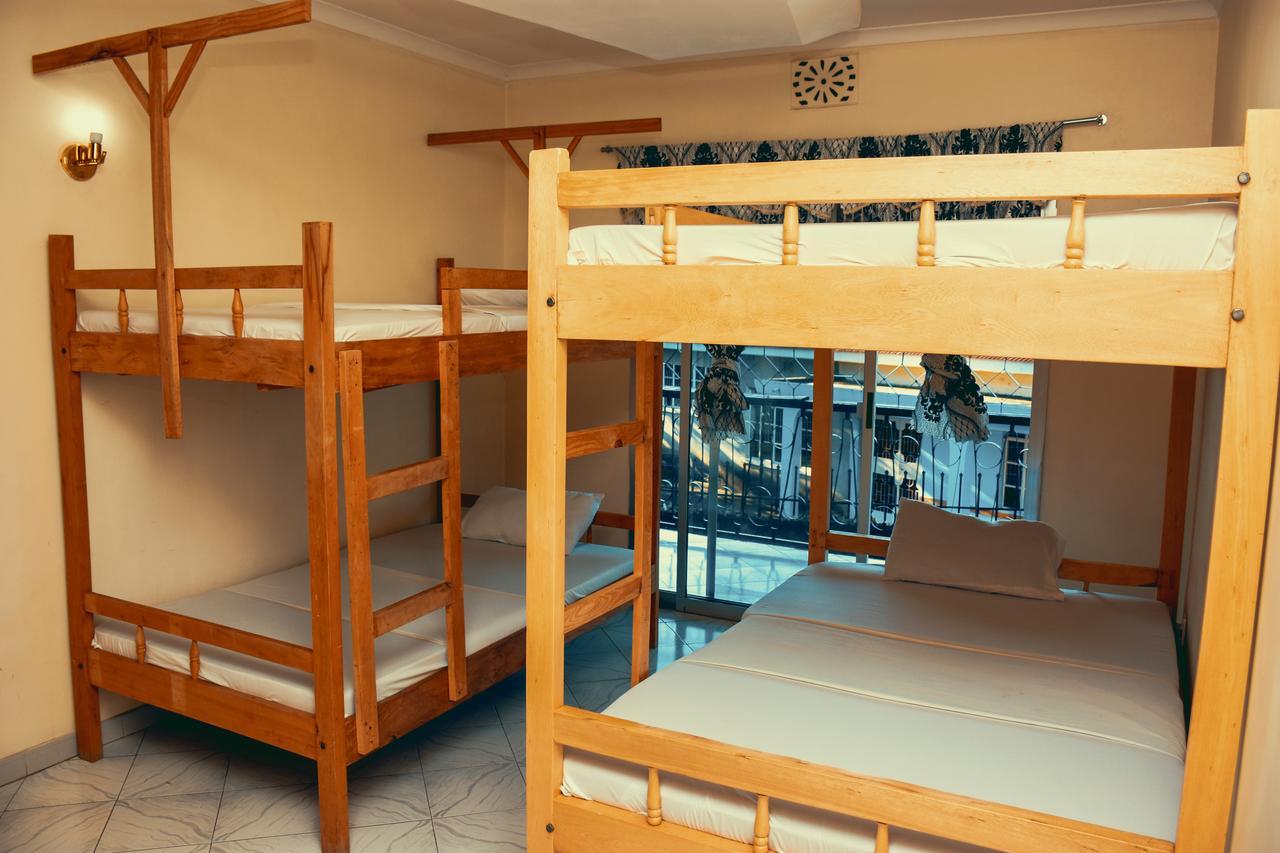 Wakawaka Hostel Аруша Екстериор снимка