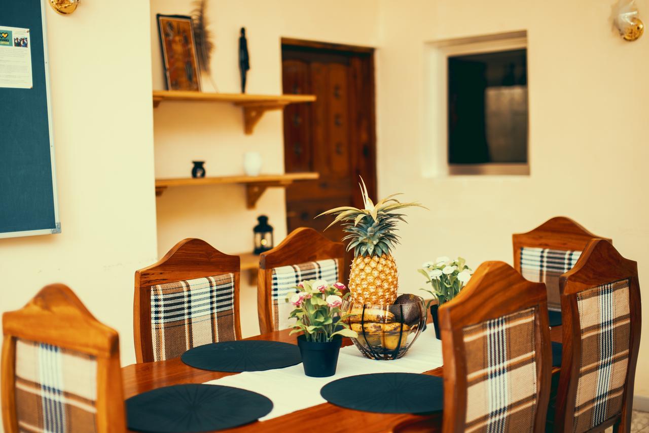 Wakawaka Hostel Аруша Екстериор снимка