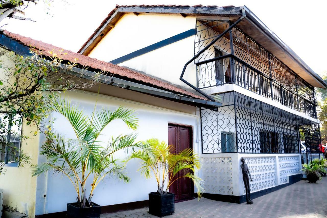 Wakawaka Hostel Аруша Екстериор снимка
